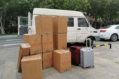 云龙行李托运公司